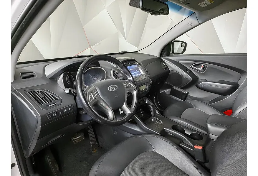 АВИЛОН - Hyundai ix35 2.0 AT 4WD (150 л.с.) Comfort Белый - slide 13