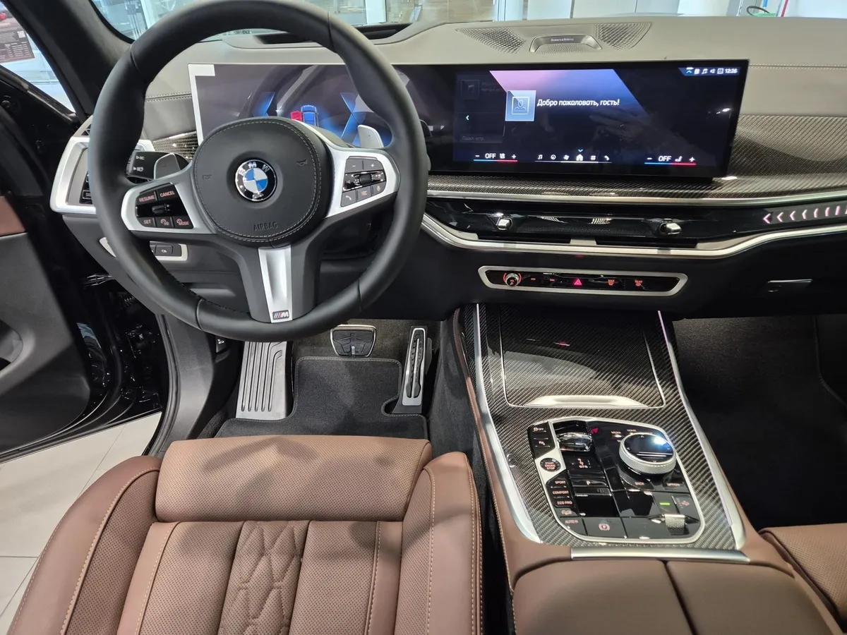 BMW X7 xDrive40d Steptronic (340 л.с.) Черный в АВИЛОН. Слайд №8