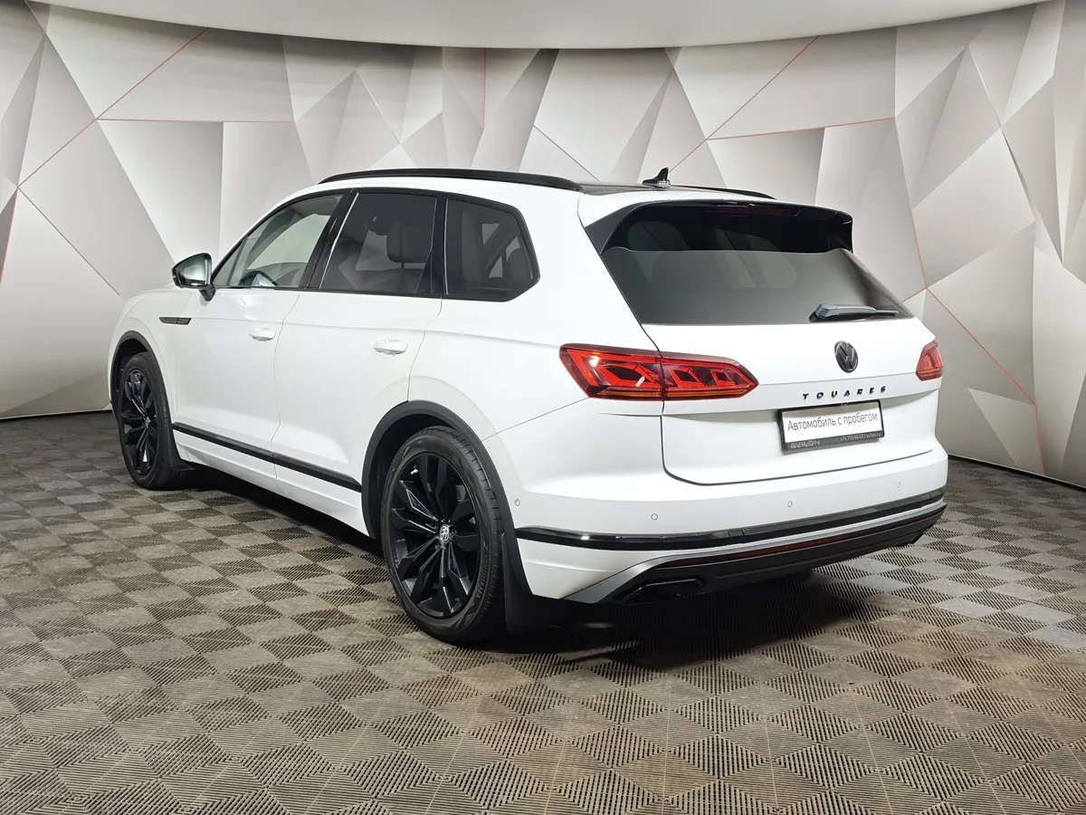 Volkswagen Touareg 3.0 V6 TDI Tiptronic 4Motion (249 л.с.) Exclusive Белый в АВИЛОН. Слайд №4