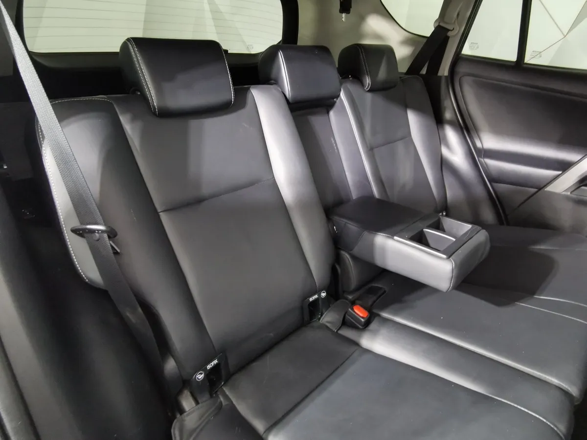 Toyota RAV4 2.0 CVT AWD (146 л.с.) Классик Черный в АВИЛОН. Слайд №16