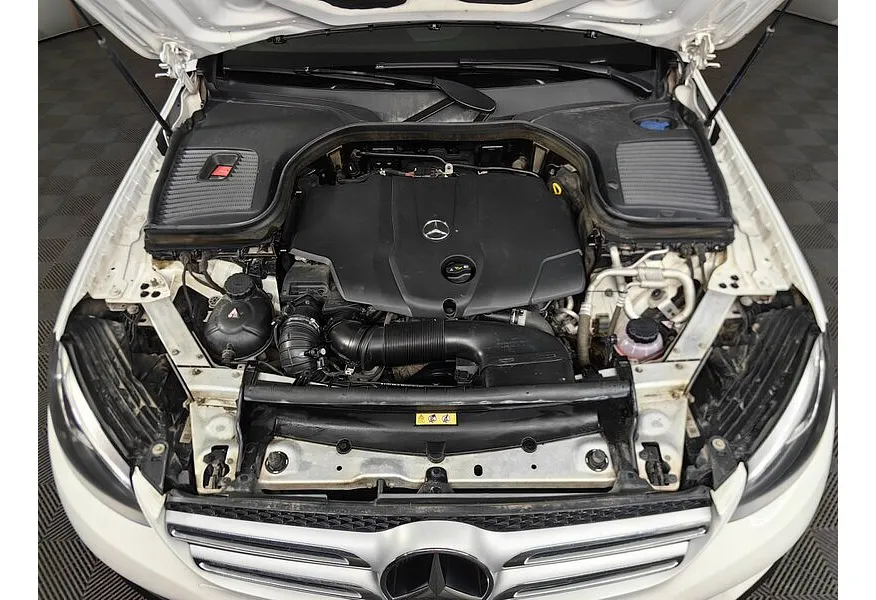 Mercedes-Benz GLC 250 9G-TRONIC 4MATIC (211 л.с.) Белый в АВИЛОН. Слайд №11