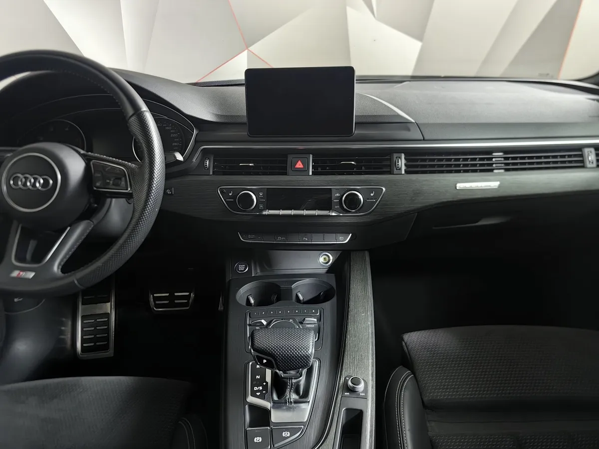 Audi A4 2.0 TDI S tronic quattro (190 л.с.) Черный в АВИЛОН. Слайд №15