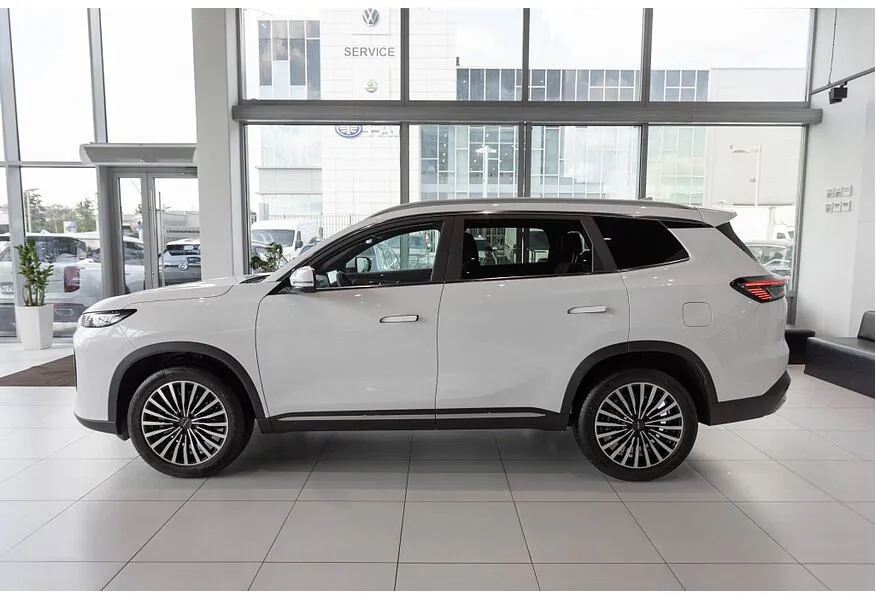 LIVE. Слайд №3