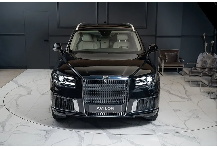 AURUS Komendant 4.4 AWD AT (598 л.с.) Черный в АВИЛОН. Слайд №2