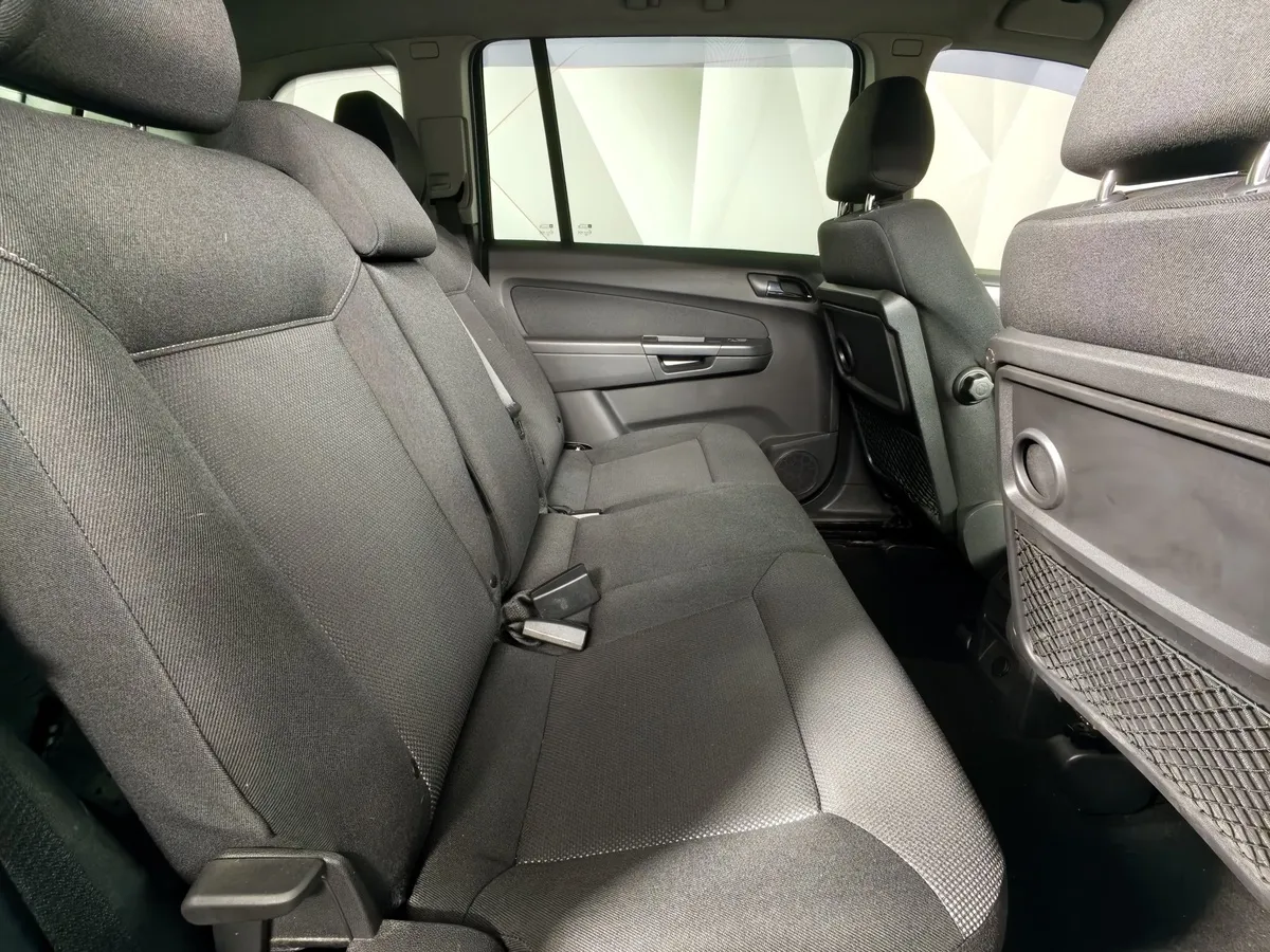 Opel Zafira 1.8 MT (140 л.с.) Серый в АВИЛОН. Слайд №16