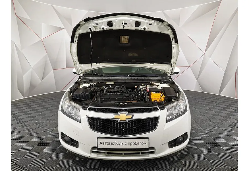 Chevrolet Cruze 1.6 AT (109 л.с.) Белый в АВИЛОН. Слайд №11