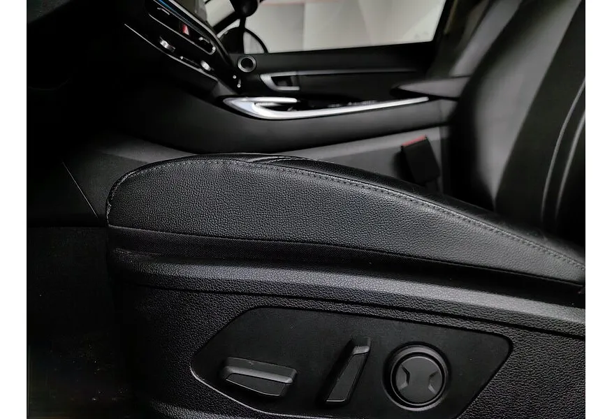 Hyundai Sonata 2.5 MPI (180 л.с.) Prestige Черный в АВИЛОН. Слайд №24