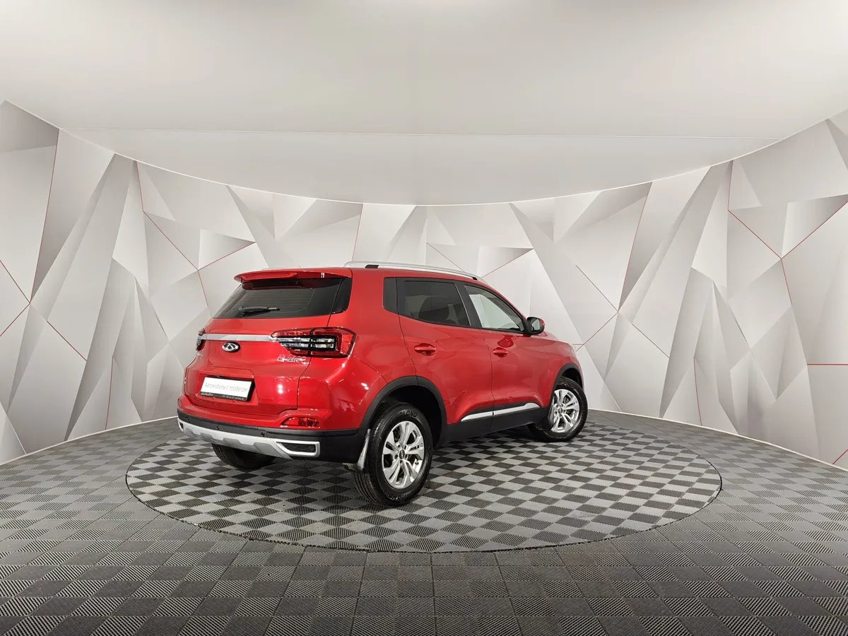 Chery Tiggo 4 1.5 CTV (113 л.с.) Luxury Красный в АВИЛОН. Слайд №2