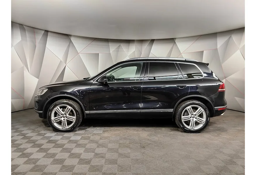 Volkswagen Touareg 3.0 TDI Tiptronic 4Motion (204 л.с.) Черный в АВИЛОН. Слайд №5