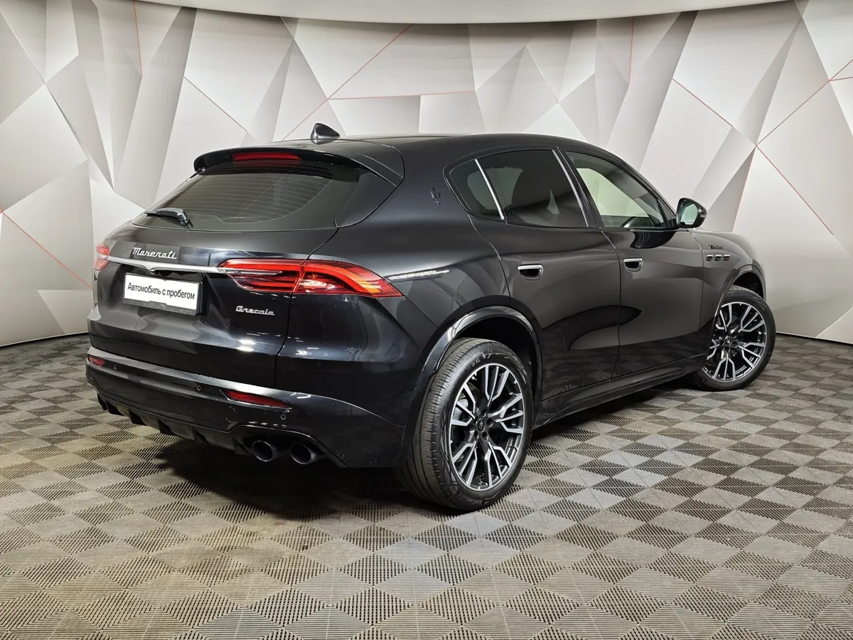 Maserati Grecale 2.0T AT AWD (330 л.с.) Modena Черный в АВИЛОН. Слайд №2