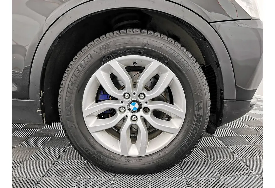 BMW X3 xDrive20d AT (184 л.с.) Base Локальная сборка Черный в АВИЛОН. Слайд №7