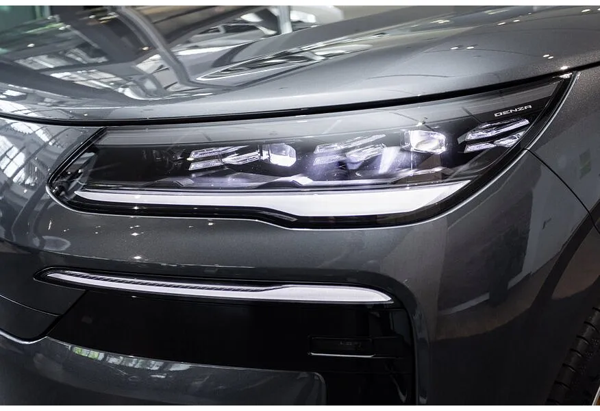 LIVE. Слайд №17