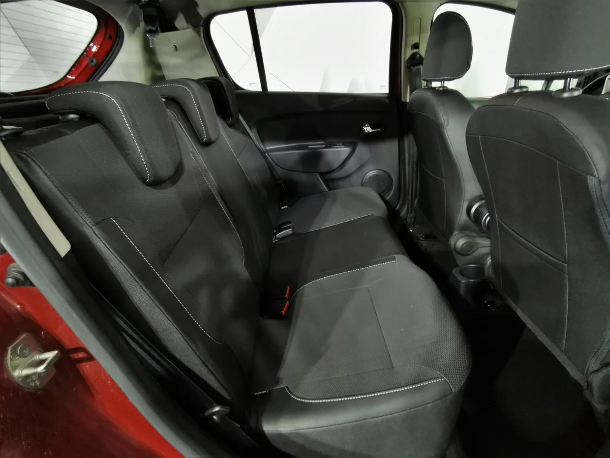 Renault Sandero 1.6 CVT (113 л.с.) Stepway Life City Красный в АВИЛОН. Слайд №15