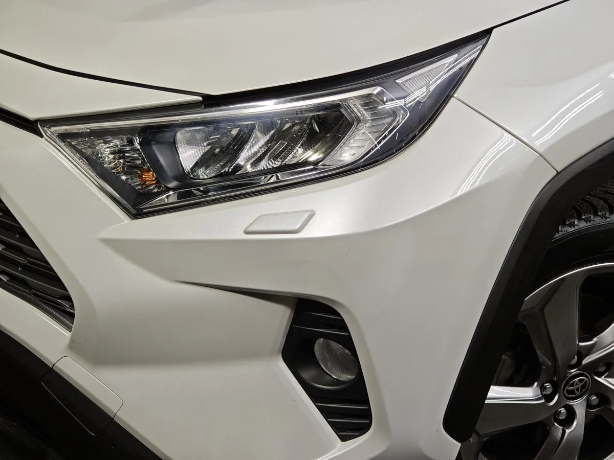 Toyota RAV4 2.0 CVT (149 л.с.) Комфорт Белый в АВИЛОН. Слайд №10