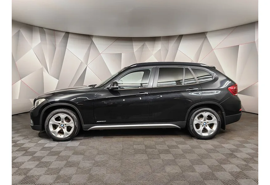 АВИЛОН - BMW X1 xDrive20i AT (184 л.с.) Черный - slide 1