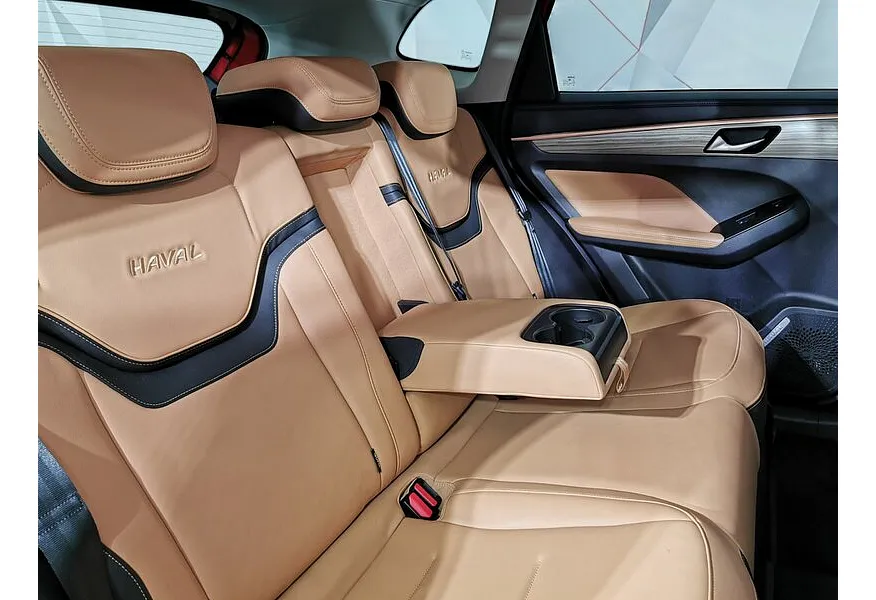 Haval Jolion 1.5 DCT 4WD (150 л.с.) Premium Красный в АВИЛОН. Слайд №16