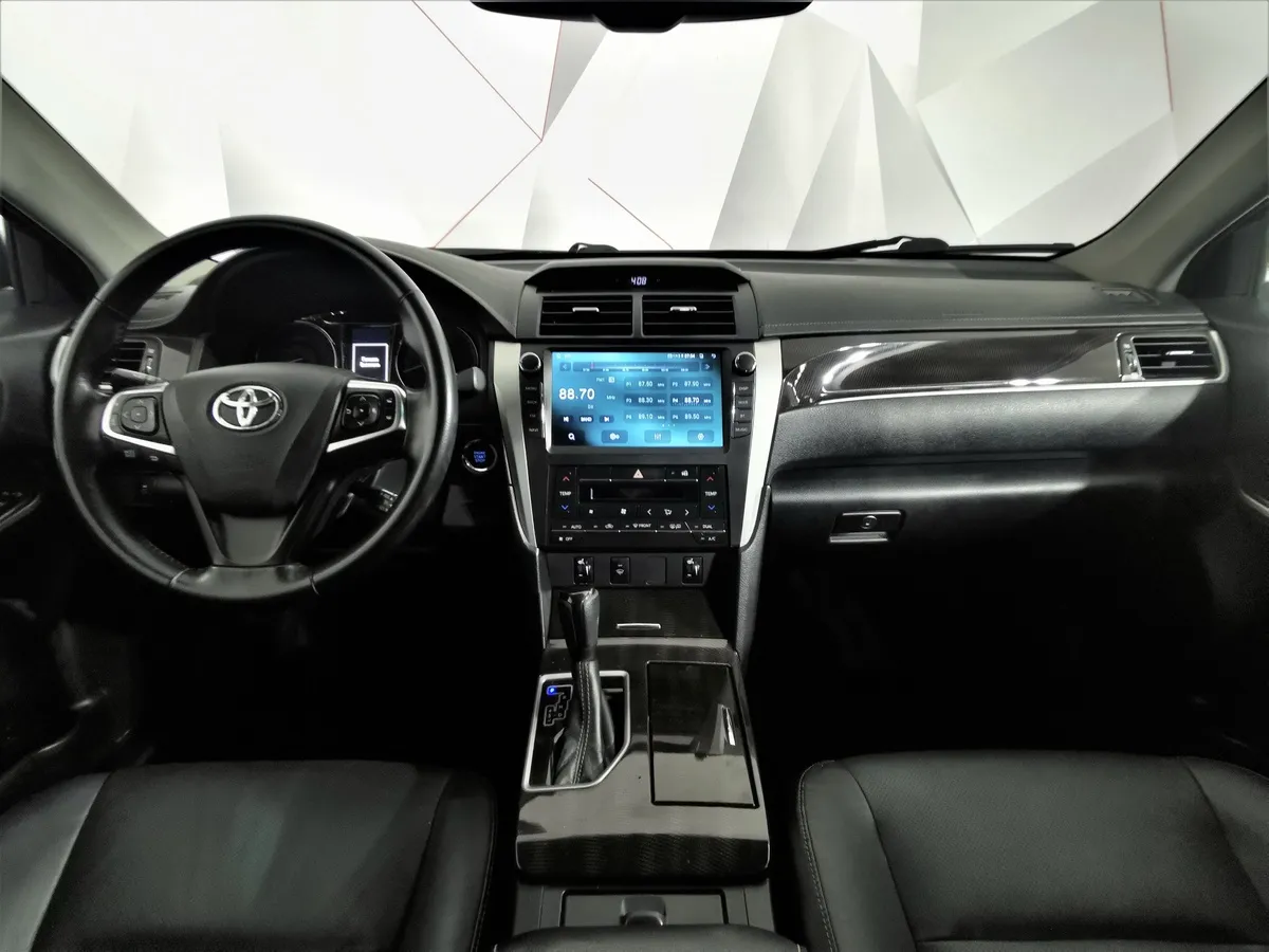 Toyota Camry 2.0 AT (148 л.с.) Черный в АВИЛОН. Слайд №13