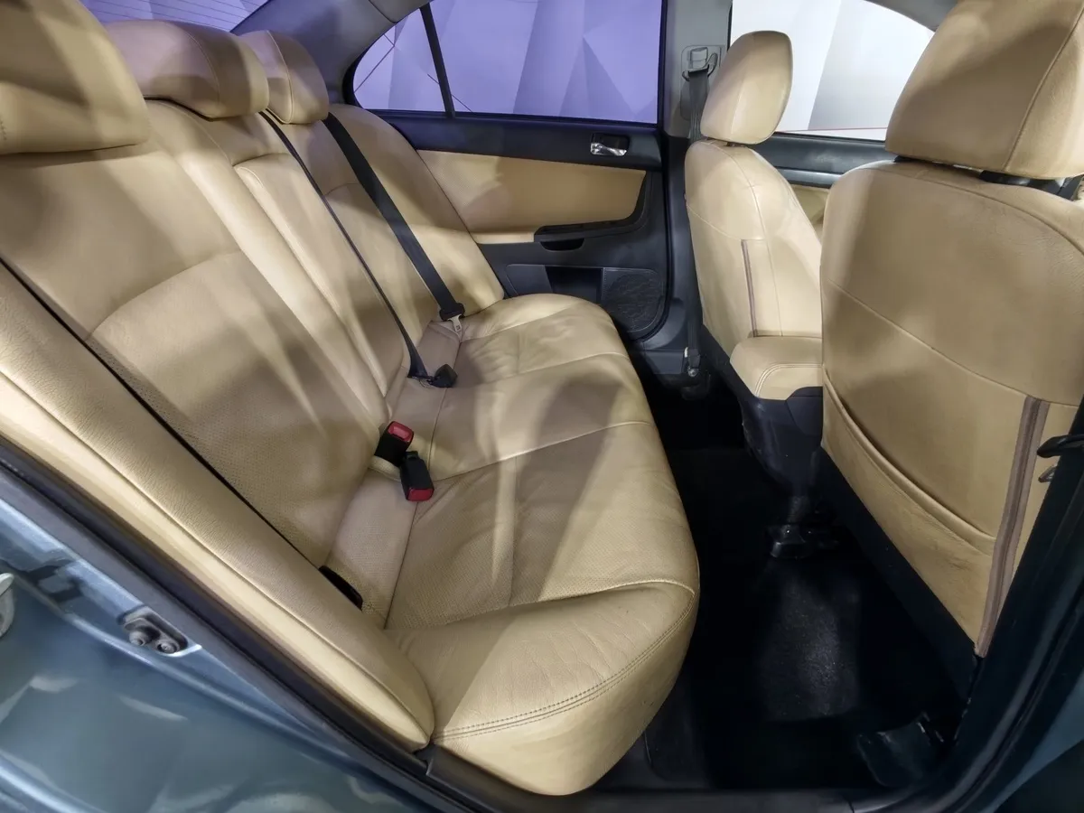 Mitsubishi Lancer 2.0 CVT 4WD (150 л.с.) Серый в АВИЛОН. Слайд №15