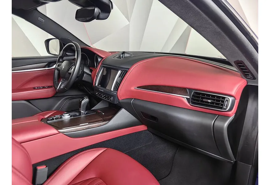 АВИЛОН - Maserati Levante Diesel 3.0 V6 AT (275 л.с.) Синий - slide 11