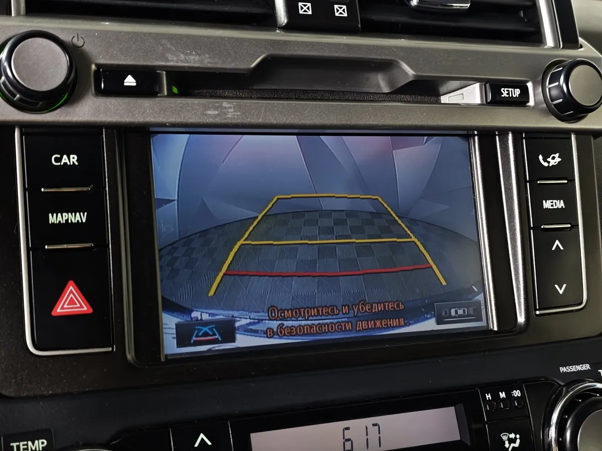 Toyota Land Cruiser Prado 4.0 AT 4WD (282 л.с.) Черный в АВИЛОН. Слайд №21