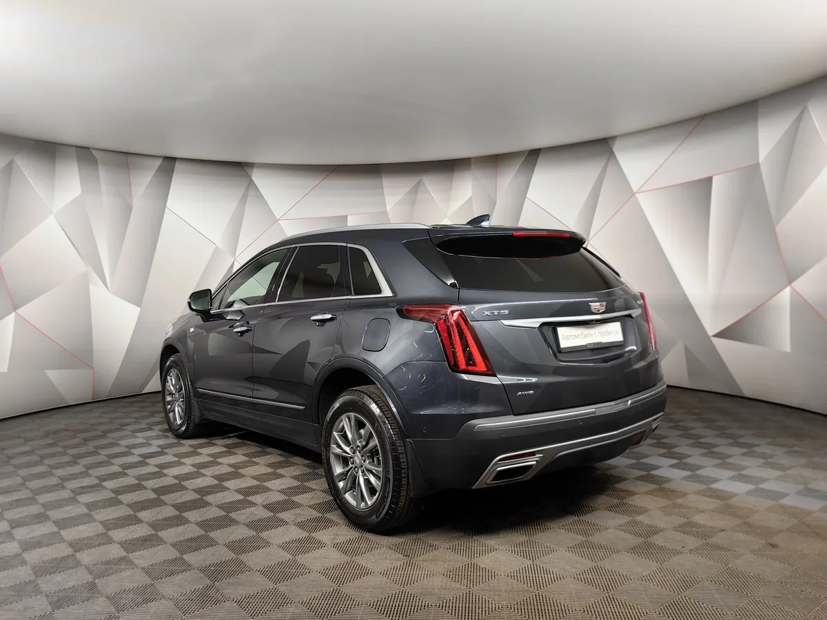 Cadillac XT5 2.0T АТ AWD (200 л.с.) Sport Черный в АВИЛОН. Слайд №4