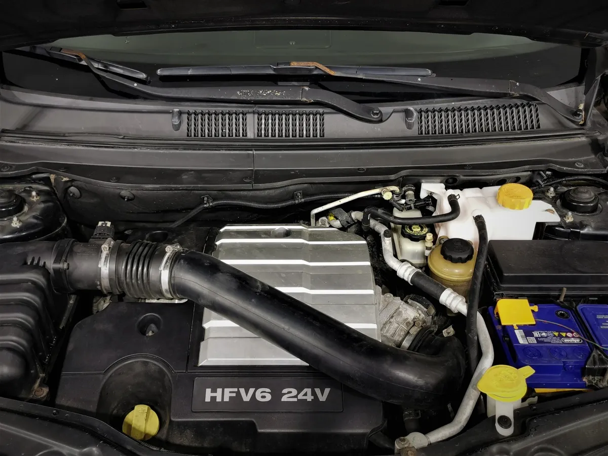Chevrolet Captiva 3.2 AT 5 мест (230 л.с.) Черный в АВИЛОН. Слайд №11