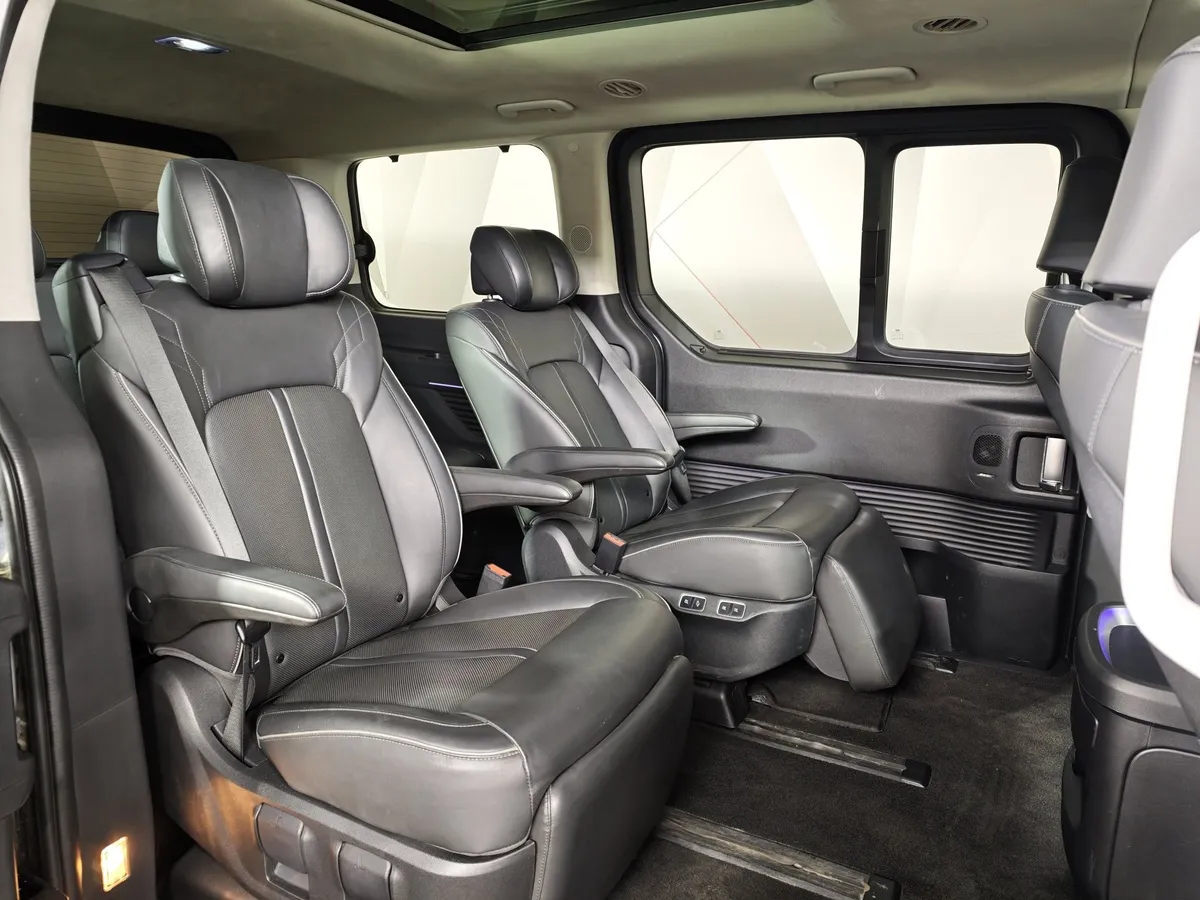 Hyundai Staria 2.2 CRDi 8AT 4WD (177 л.с.) 9 мест Premium Синий в АВИЛОН. Слайд №16