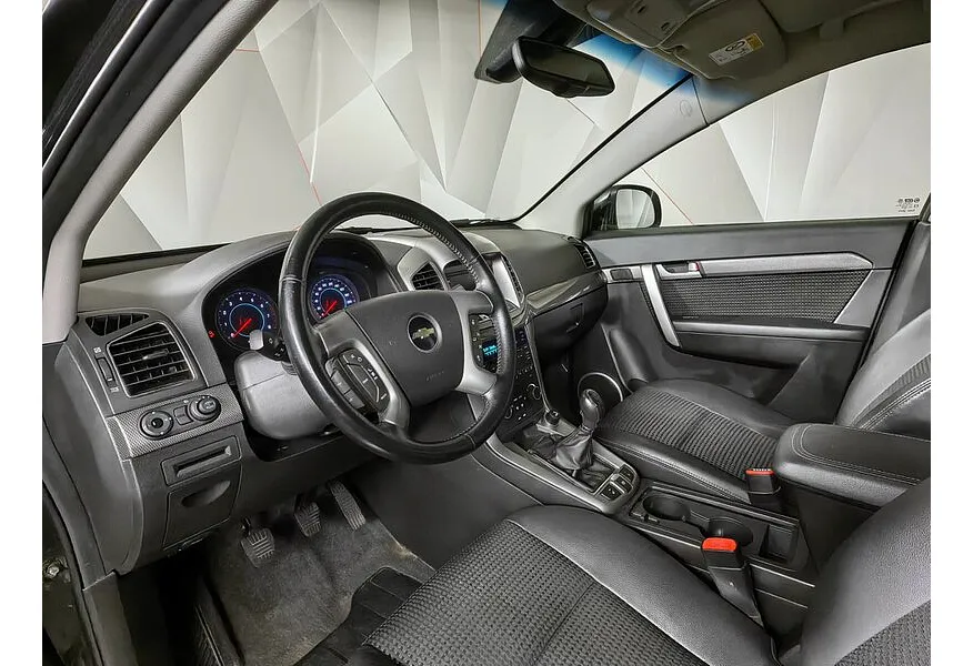 АВИЛОН - Chevrolet Captiva 2.4 MT (5 мест) (167 л.с.) LT Черный - slide 10