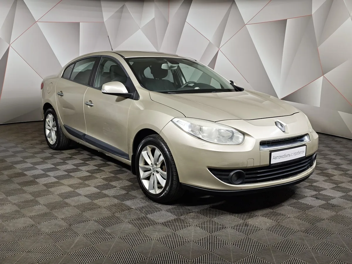 Renault Fluence 1.6 AT (110 л.с.) Бежевый в АВИЛОН. Слайд №3