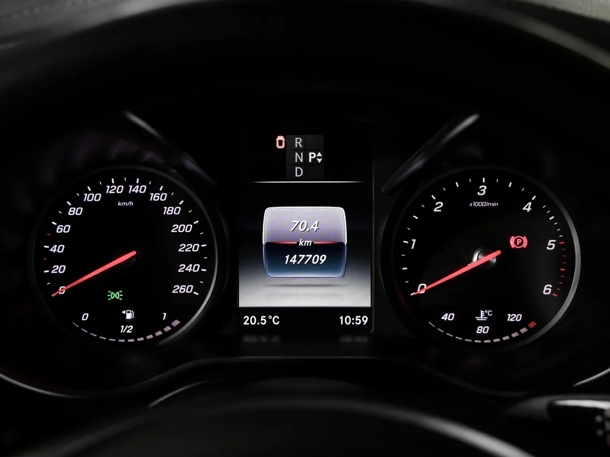 Mercedes-Benz V-Класс V 250 BlueTEC 7G-Tronic Plus 4x4 (190 л.с.) AVANTGARDE Черный в АВИЛОН. Слайд №11