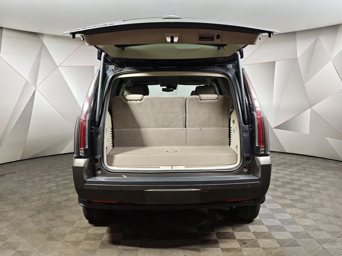 Cadillac Escalade 6.2 V8 АТ 4WD (426 л.с.) Коричневый в АВИЛОН. Слайд №12