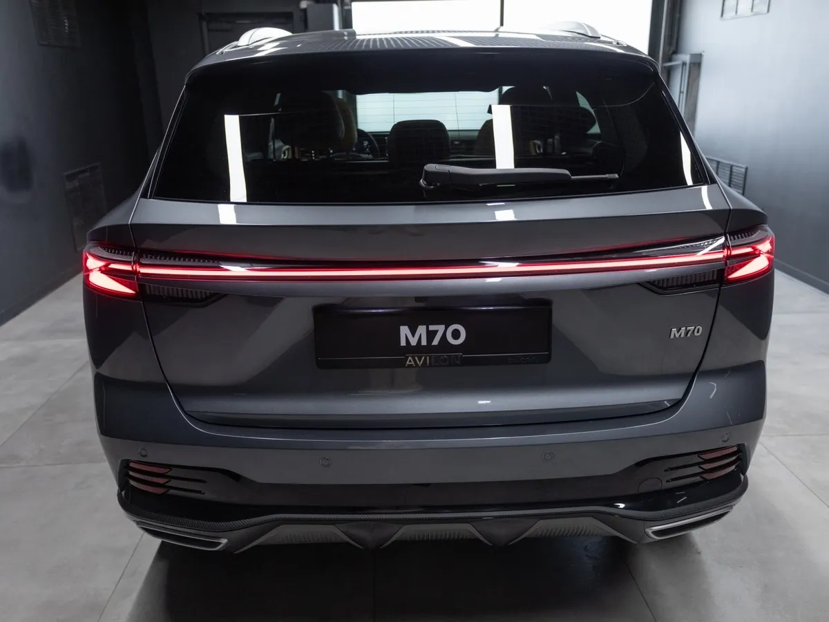 Москвич М70 1.5 DCT FWD (150 л.с.) Драйв Серый в АВИЛОН. Слайд №4