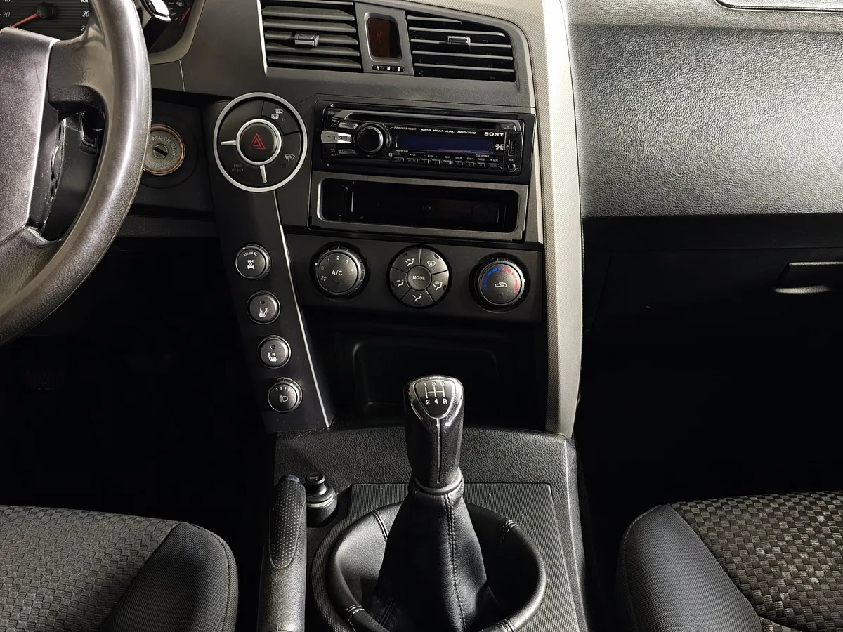 SsangYong Kyron 2.0 Xdi MT 4WD (141 л.с.) Черный в АВИЛОН. Слайд №15