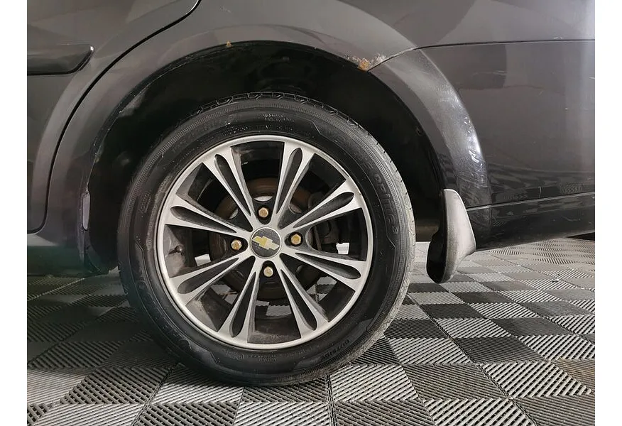 Chevrolet Lacetti 1.6 MT (109 л.с.) Черный в АВИЛОН. Слайд №9