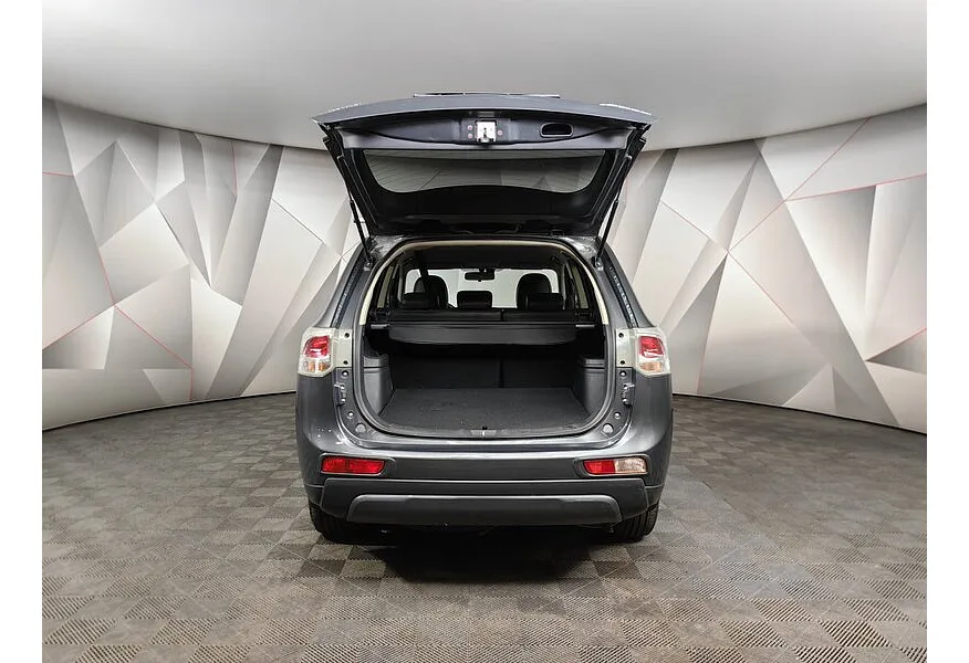 Mitsubishi Outlander 2.0 CVT 4WD (146 л.с.) Серый в АВИЛОН. Слайд №12