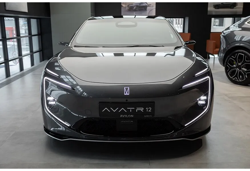 Avatr 12 AT 4WD (578 л.с.) Dual Motor Business Серый в АВИЛОН. Слайд №3