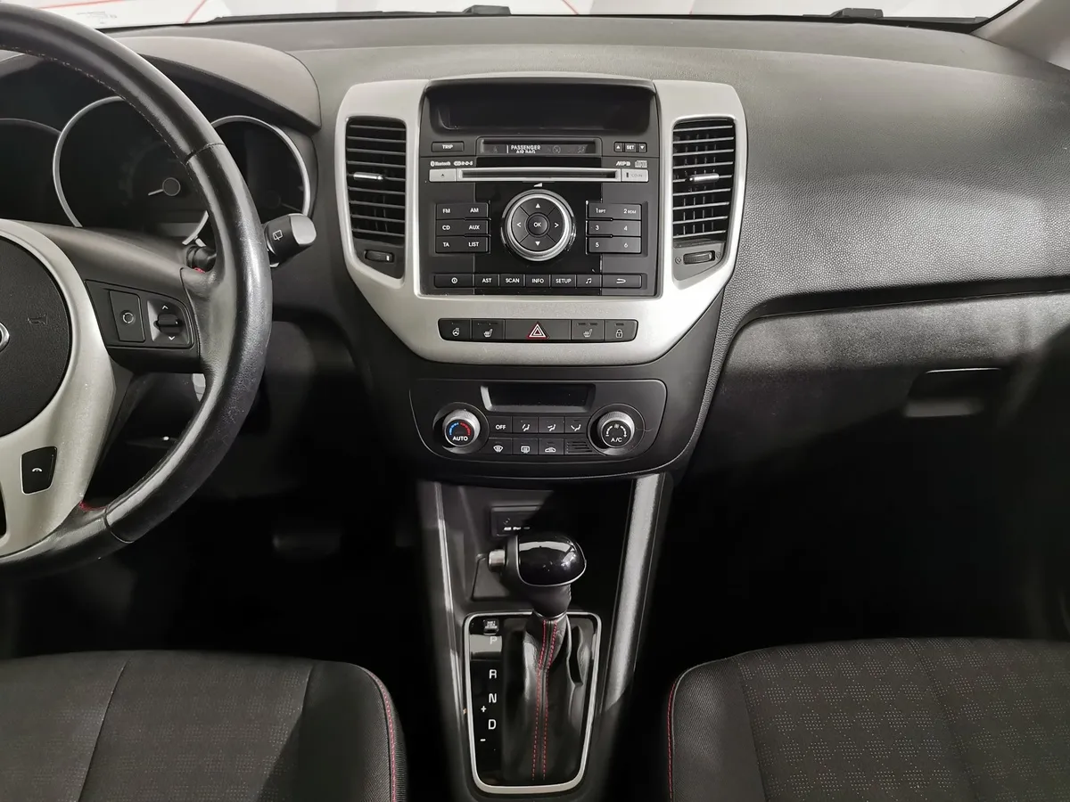 Kia Venga 1.6 AT (125 л.с.) Серый в АВИЛОН. Слайд №14
