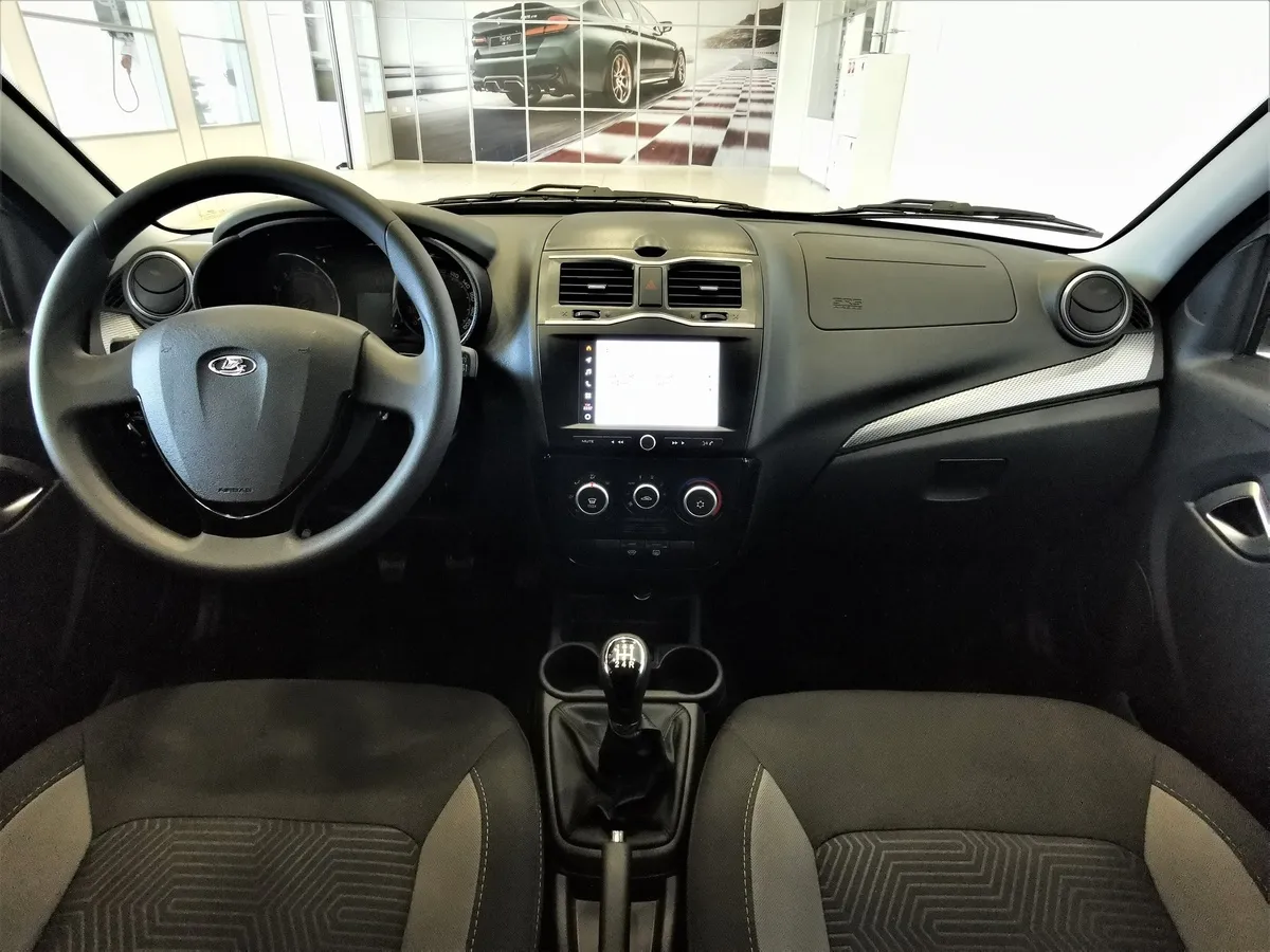 ВАЗ (Lada) Granta 1.6 MT 16 кл (106 л.с.) Белый в АВИЛОН. Слайд №13