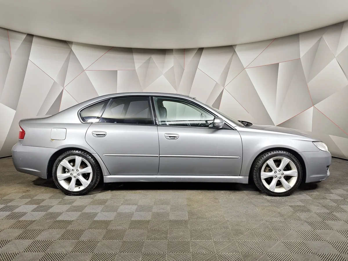 Subaru Legacy 2.5 AT 4WD (173 л.с.) Серый в АВИЛОН. Слайд №6