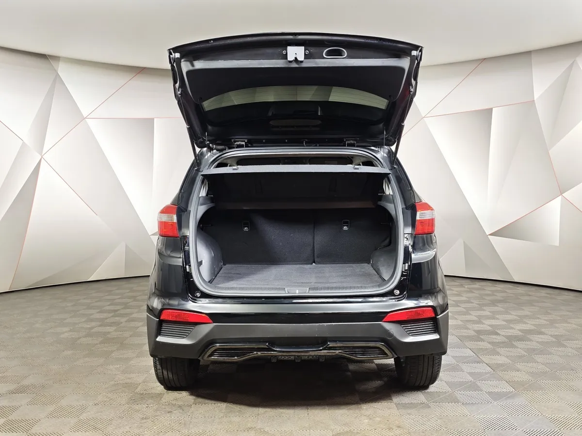 Hyundai Creta 1.6 AT (123 л.с.) Black & Brown + Winter Черный в АВИЛОН. Слайд №12