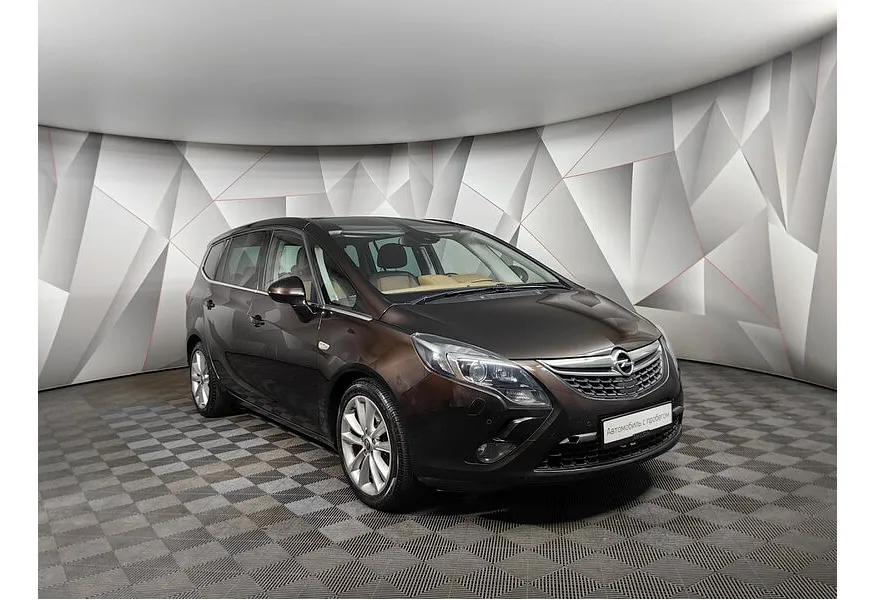 LIVE. Слайд №2