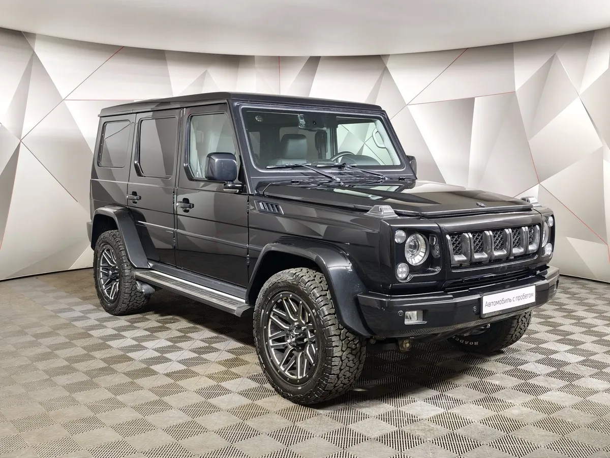 BAIC BJ80 2.3T AT 4WD (231 л.с.) Knight Черный в АВИЛОН. Слайд №3