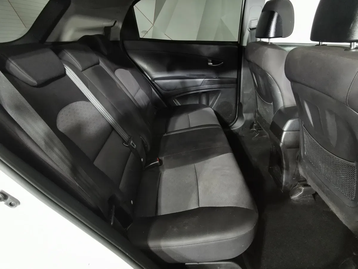 SsangYong Actyon 2.0 AT (149 л.с.) Белый в АВИЛОН. Слайд №15