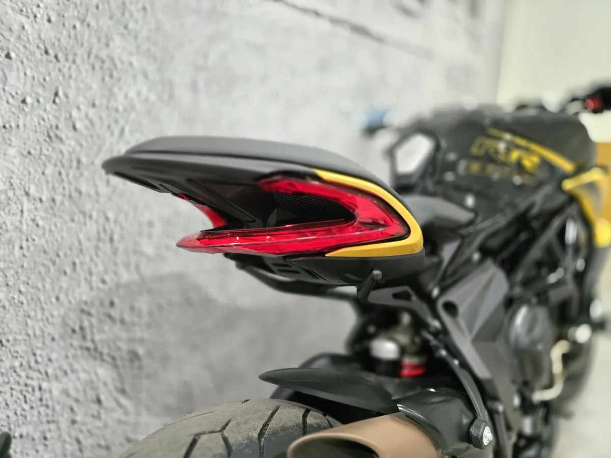 MV Agusta Turismo Veloce 798 см³ (110 л.с.) 798 в АВИЛОН. Слайд №7