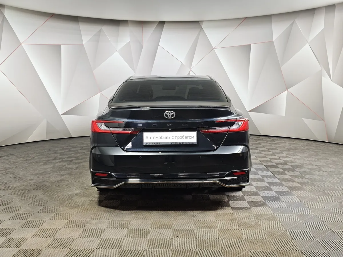 Toyota Camry 2.0h CVT (197 л.с.) Sport Plus Черный в АВИЛОН. Слайд №8