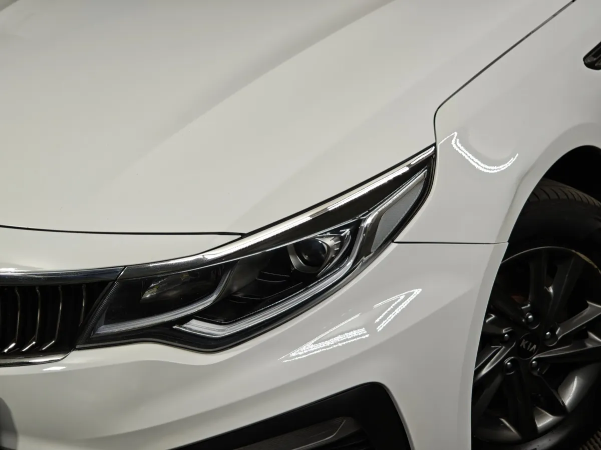 Kia Optima 2.0 AT (150 л.с.) Classic Белый в АВИЛОН. Слайд №10