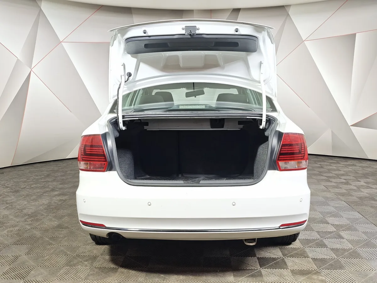 Volkswagen Polo 1.6 MPI MT (110 л.с.) Allstar Белый в АВИЛОН. Слайд №12