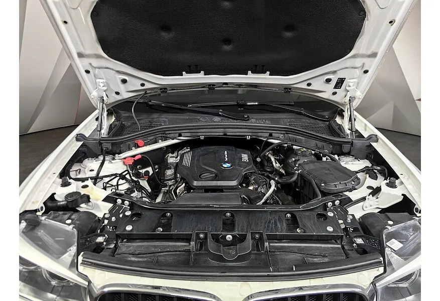 BMW X4 xDrive20d Steptronic (190 л.с.) Белый в АВИЛОН. Слайд №10