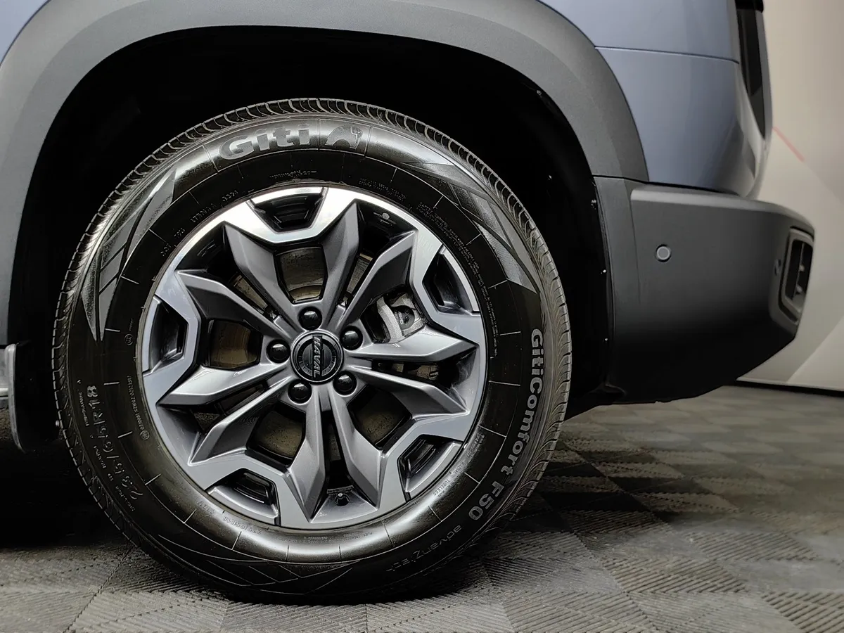 Haval Dargo  2.0T AWD 7DCT (192 л.с.) Tech Plus Серый в АВИЛОН. Слайд №9
