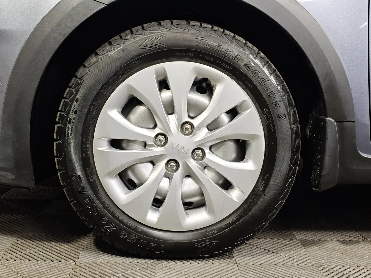 Kia Rio X-Line 1.6 MT (123 л.с.) Comfort Серый в АВИЛОН. Слайд №9